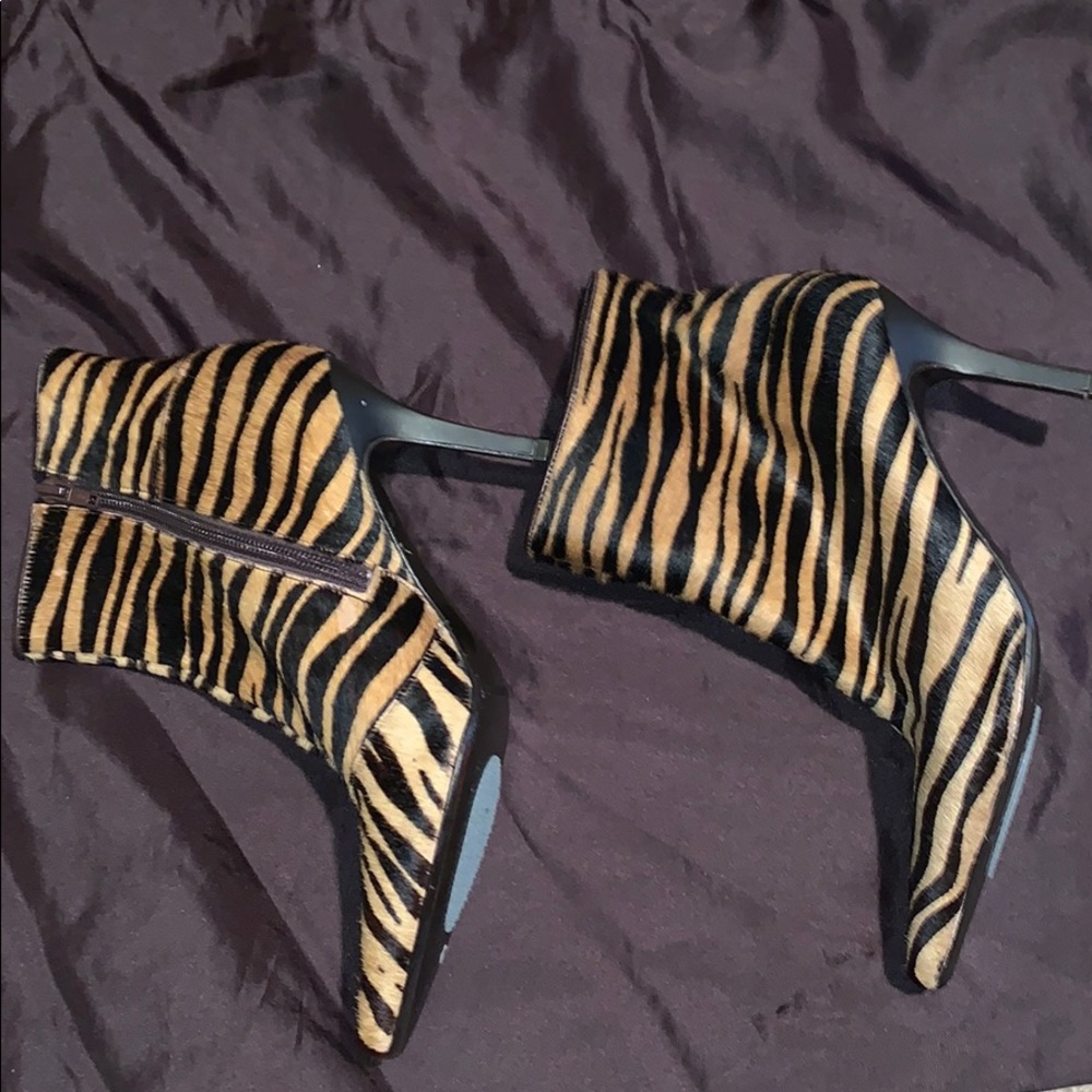 Zebra Hair Booties - Picture 6 of 7